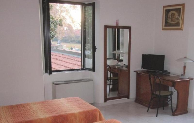 Hotel Vecchio Convento Bareggio Εξωτερικό φωτογραφία